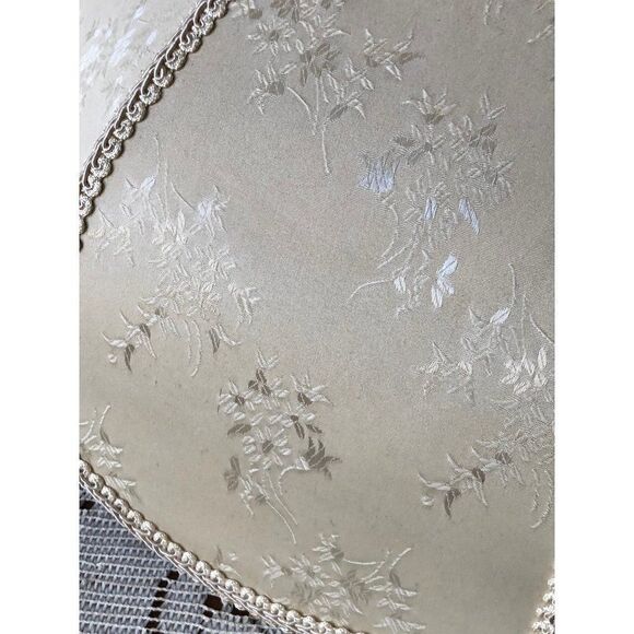 Vintage Lamp Woman's Statue Holding Fruits with Shade 27" - Picture 3 of 8